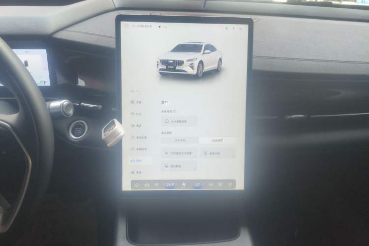 Used Geely Auto Preface L 2024 Zhiqing 1.5TD Tiangong Edition Audio And AC Panel