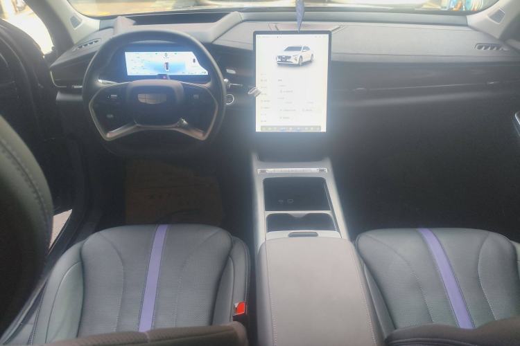 Used Geely Auto Preface L 2024 Zhiqing 1.5TD Tiangong Edition Center Console