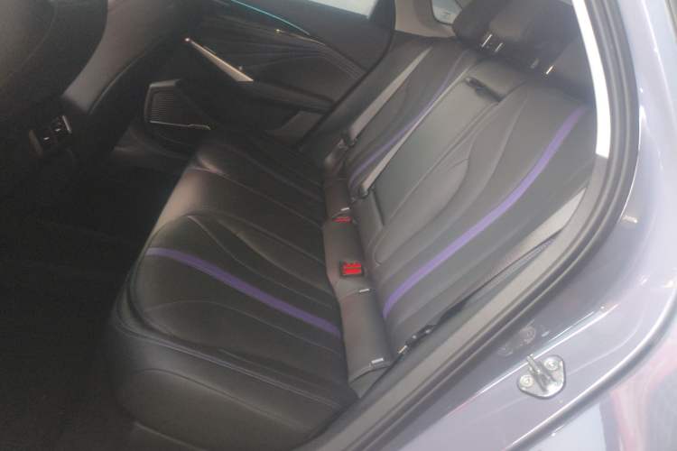 Used Geely Auto Preface L 2024 Zhiqing 1.5TD Tiangong Edition Left Rear Seat