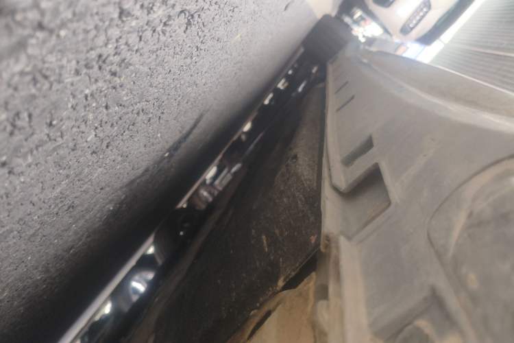 Used Geely Auto Preface L 2024 Zhiqing 1.5TD Tiangong Edition Right Side Sill