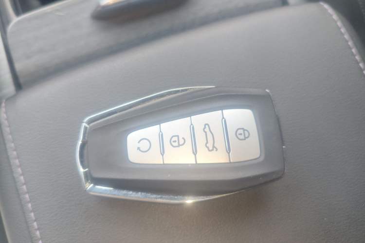 Used Geely Auto Preface L 2024 Zhiqing 1.5TD Tiangong Edition Vehicle Key