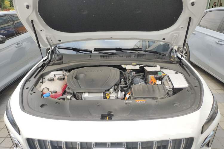 Used Geely Auto Preface L 2024 Zhiqing 1.5TD Galaxy Edition Engine Bay