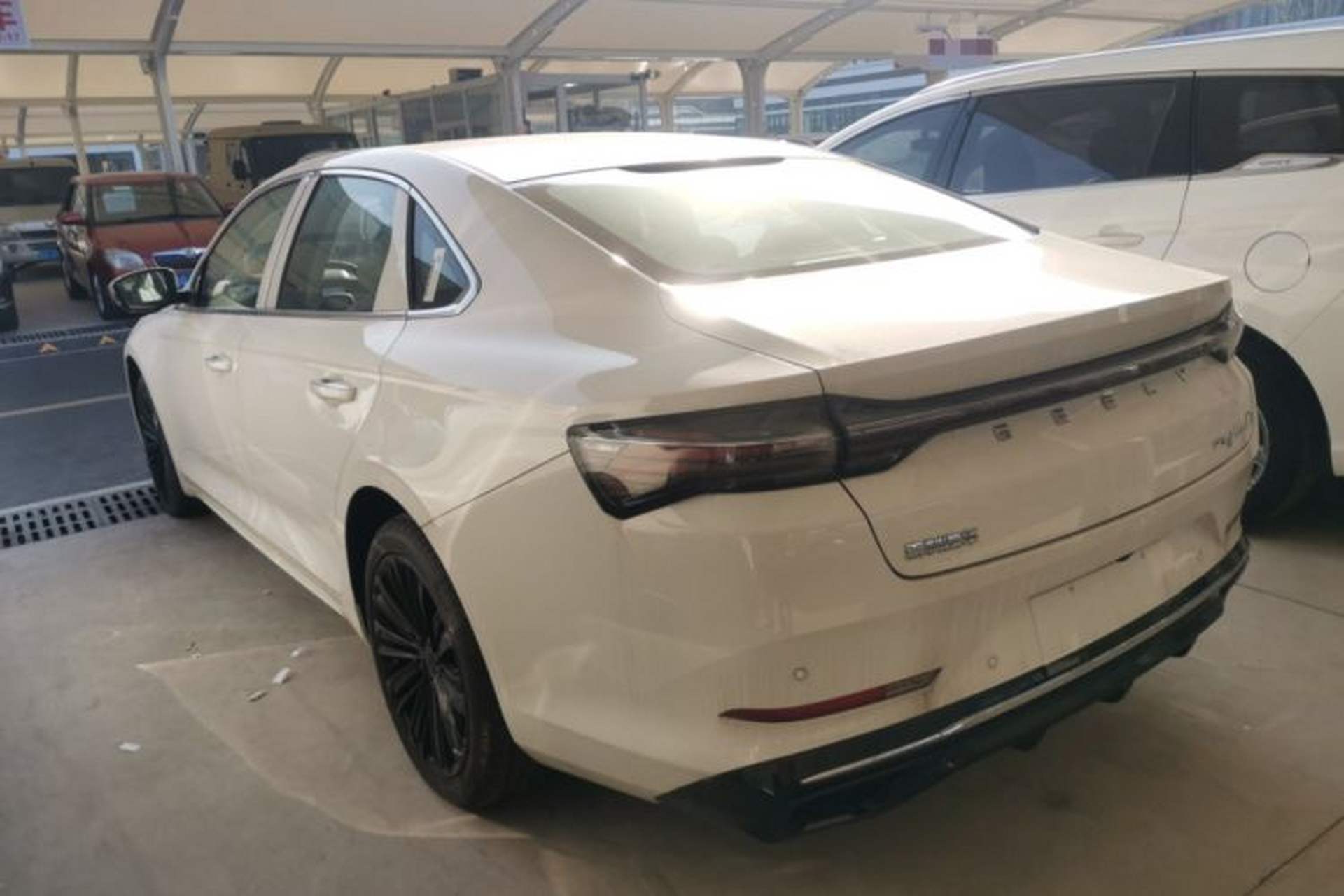 Used Geely Auto Preface L 2024 Zhiqing 1.5TD Galaxy Edition Exterior 3