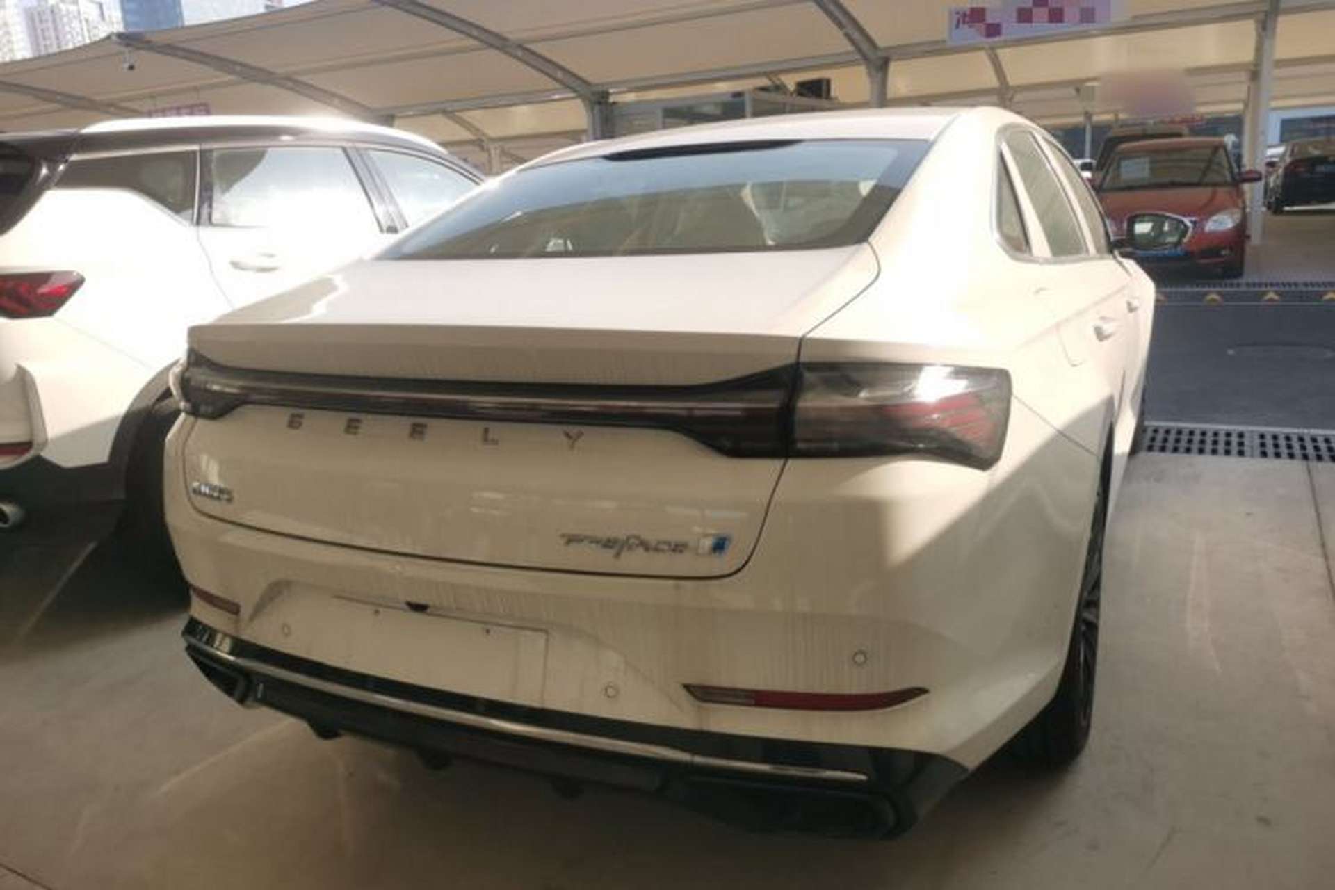 Used Geely Auto Preface L 2024 Zhiqing 1.5TD Galaxy Edition Exterior 5