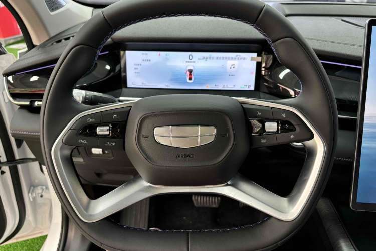 Used Geely Auto Preface L 2024 Zhiqing 1.5TD Galaxy Edition Interior 1