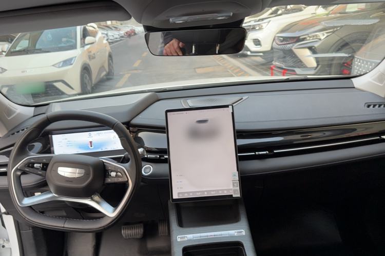 Used Geely Auto Preface L 2024 Zhiqing 1.5TD Xingyun Edition Interior 3