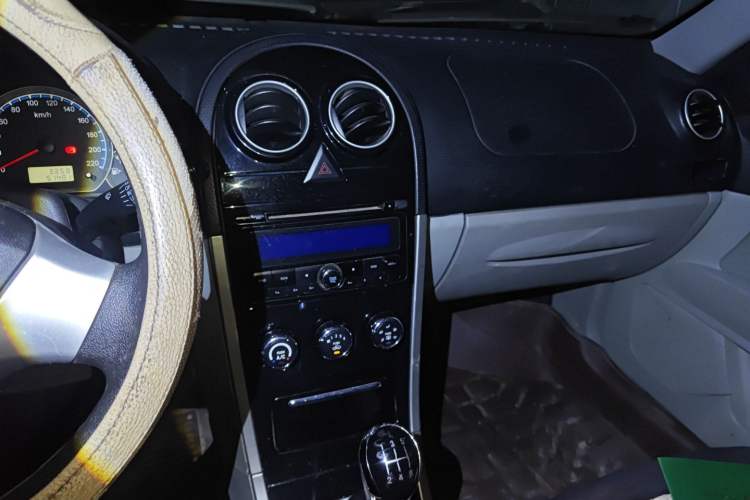 Used Geely Auto SC3 2012 1.3L Standard Version Audio And AC Panel