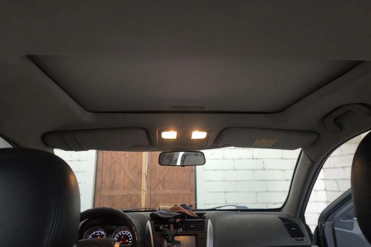 Used Geely Auto SX7 2013 1.8L Manual Luxury Model Headliner