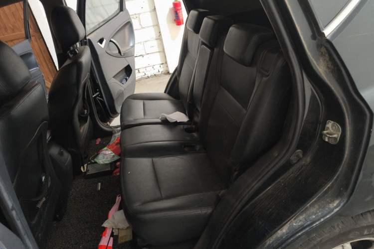 Used Geely Auto SX7 2013 1.8L Manual Luxury Model Left Rear Seat