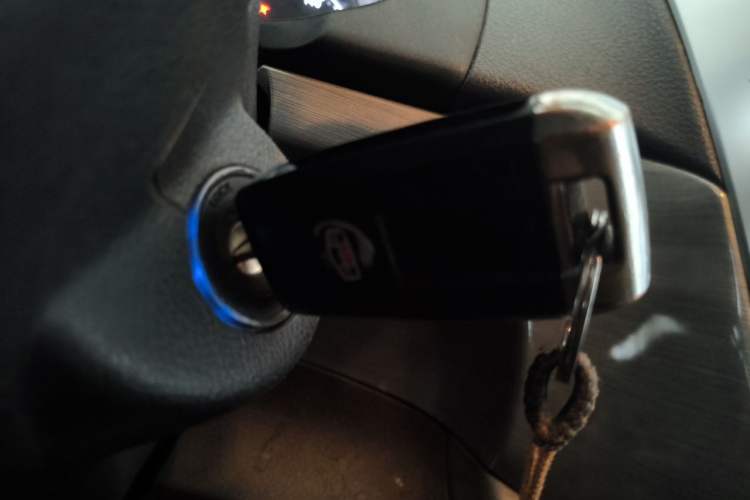 Used Geely Auto SX7 2013 1.8L Manual Luxury Model Vehicle Key