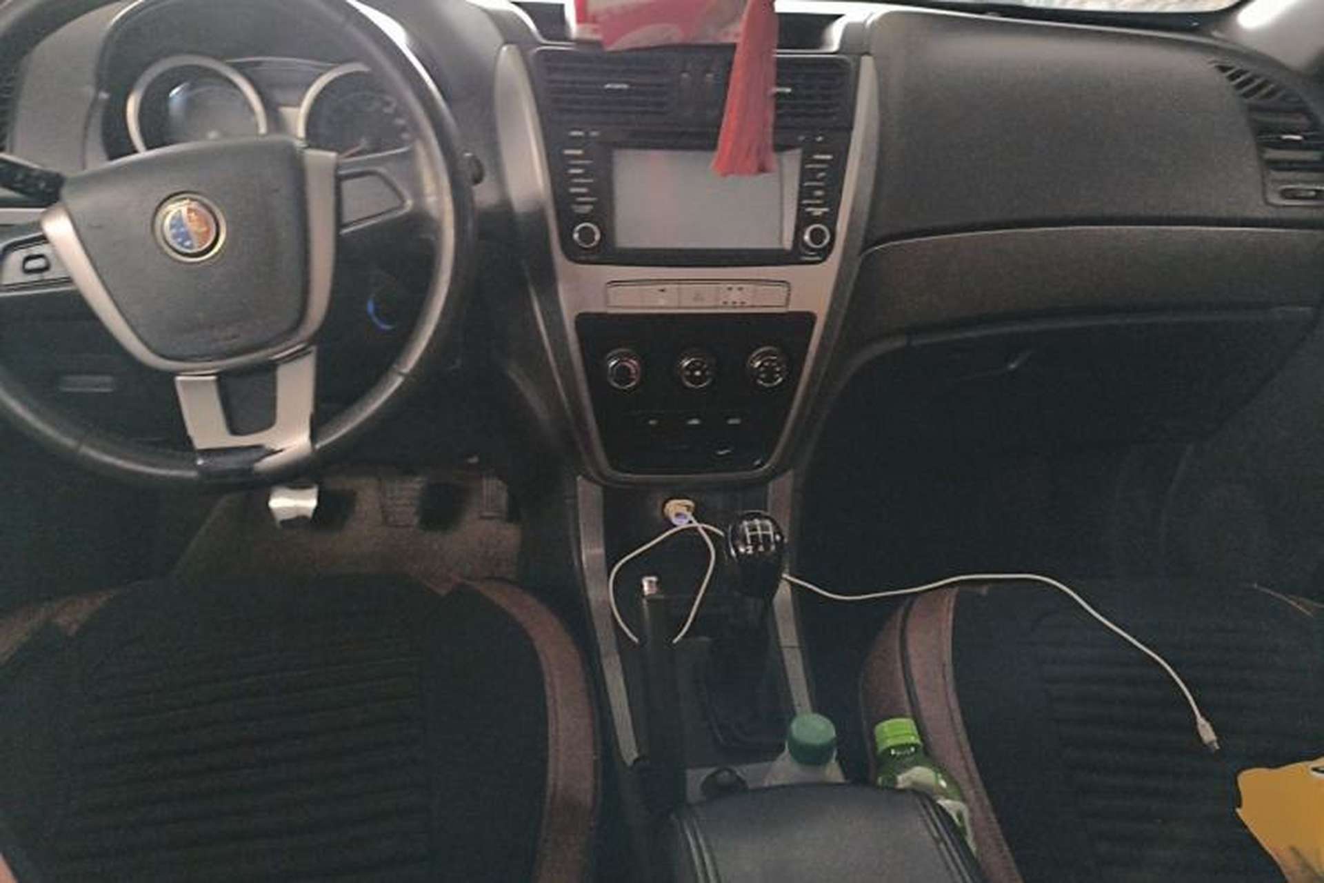 Used Geely Auto SX7 2013 1.8L Manual Entry-Level Model Center Console