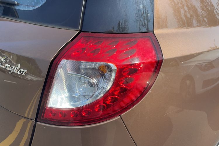 Used Geely Auto SX7 2013 1.8L Manual Entry-Level Model Right Rear Taillight
