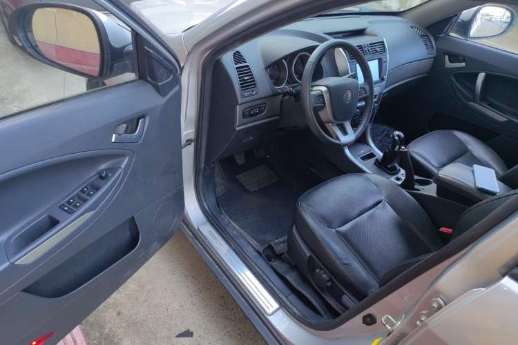 Used Geely Auto SX7 2013 2.0L Manual Elite Edition Driver Seat