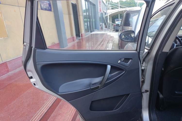 Used Geely Auto SX7 2013 2.0L Manual Elite Edition Left Rear Door Interior