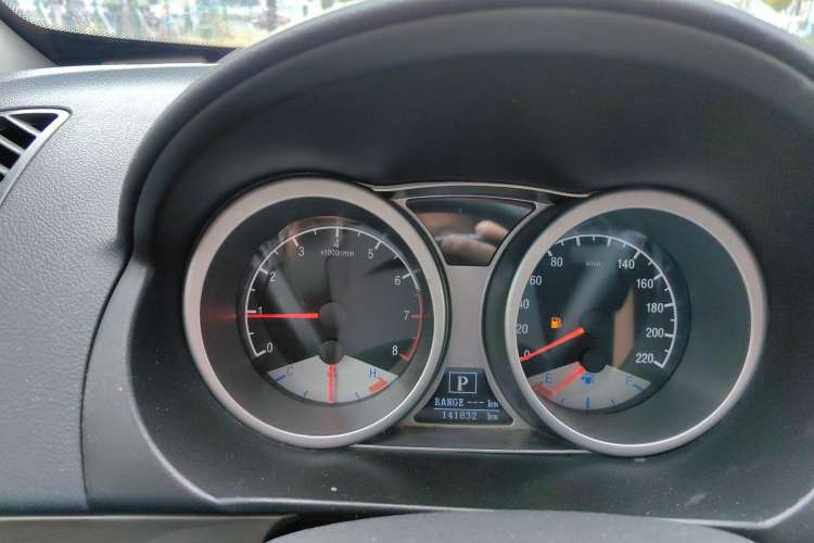 Used Geely Auto SX7 2013 2.0L Automatic Prestige Edition Instrument Cluster