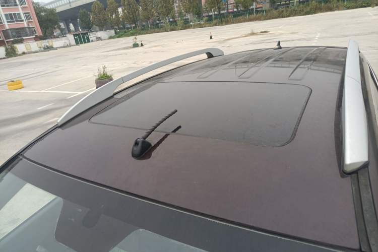 Used Geely Auto SX7 2013 2.0L Automatic Prestige Edition Roof