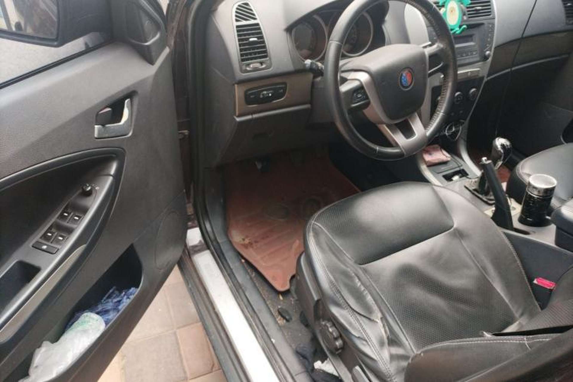 Used Geely Auto SX7 2013 1.8L Manual Entry-Level Model Driver Seat