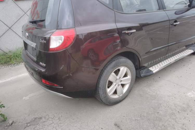 Used Geely Auto SX7 2013 2.0L Automatic Prestige Edition Exterior 6