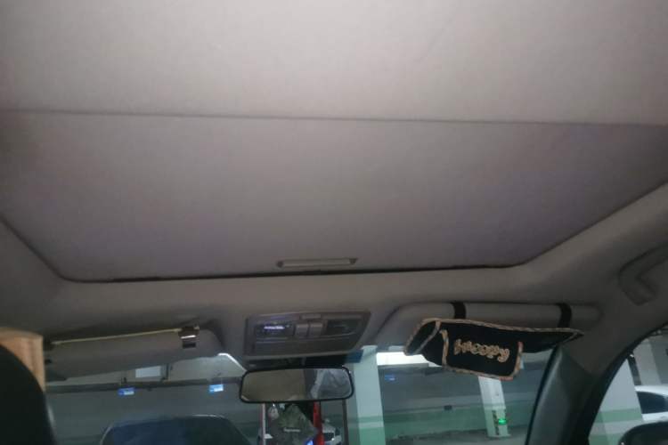 Used Geely Auto SX7 2013 2.0L Automatic Prestige Edition Headliner