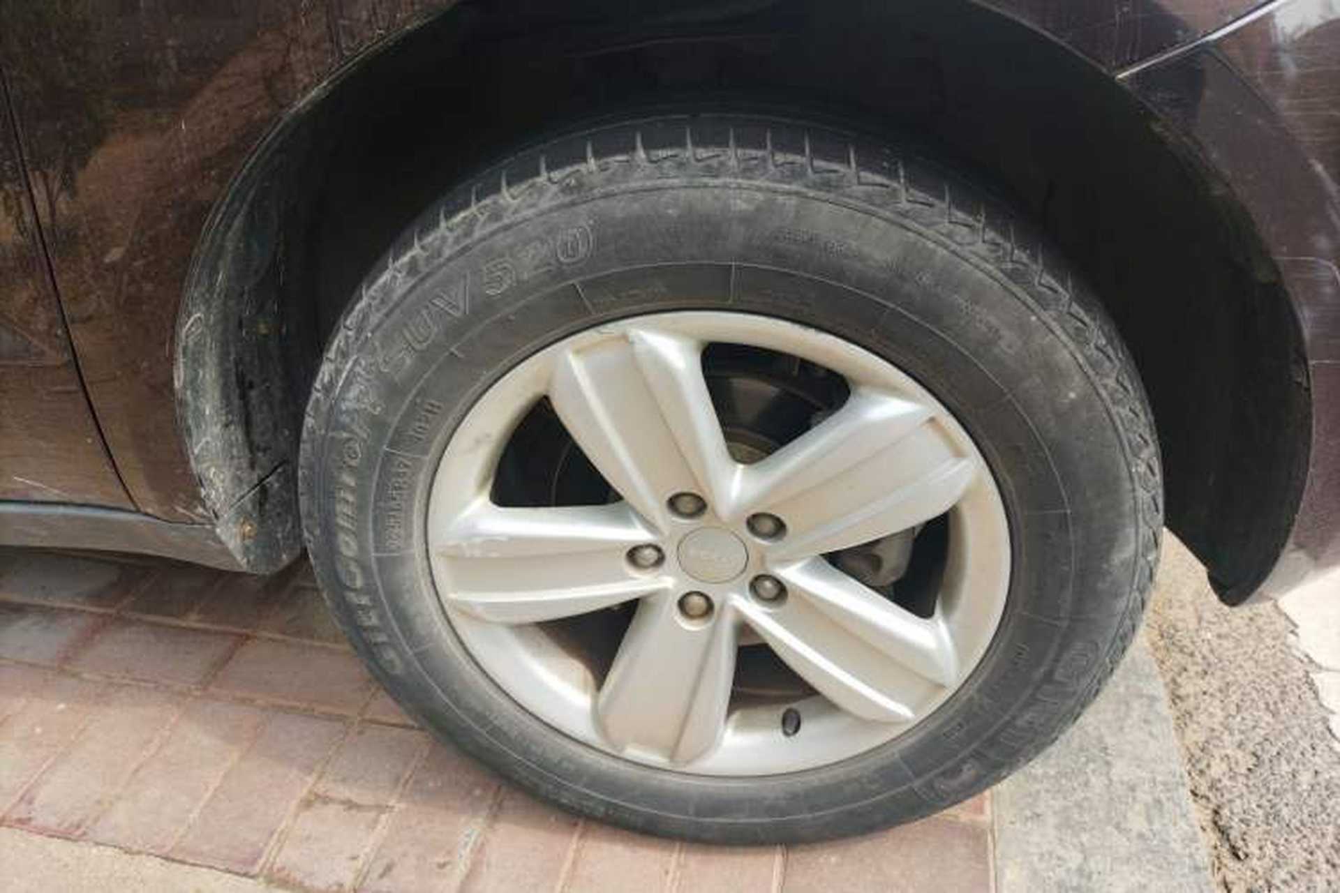 Used Geely Auto SX7 2013 1.8L Manual Entry-Level Model Right Front Wheel Hub