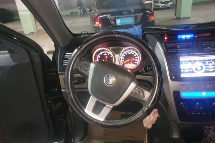 Used Geely Auto SX7 2013 2.0L Automatic Prestige Edition Steering Wheel