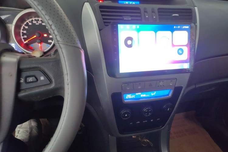 Used Geely Auto SX7 2013 1.8L Manual Luxury Model Audio And AC Panel