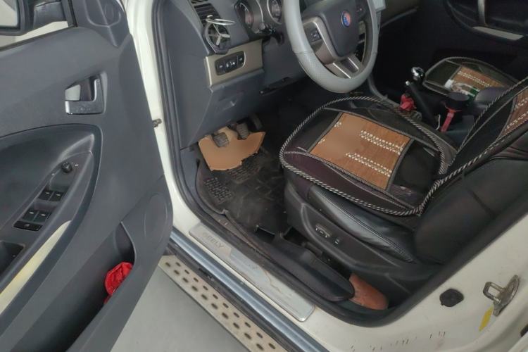 Used Geely Auto SX7 2013 1.8L Manual Luxury Model Driver Seat