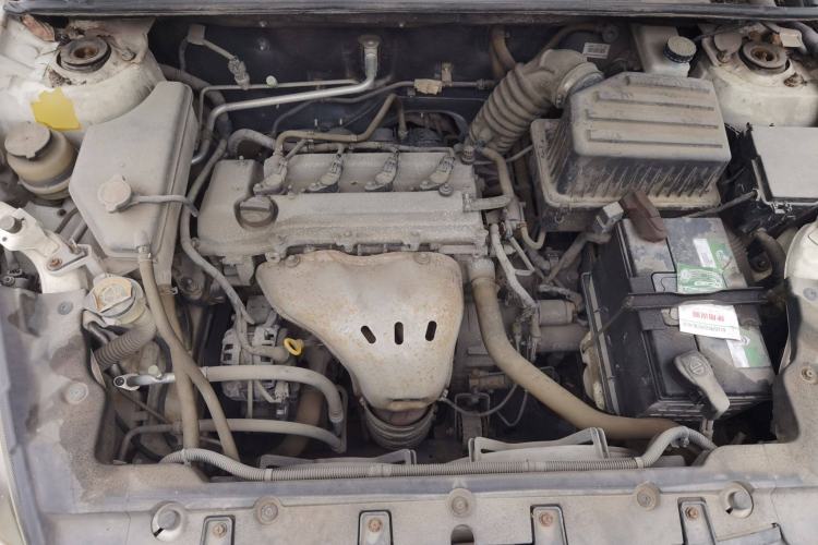 Used Geely Auto SX7 2013 2.0L Manual Elite Edition Engine Bay