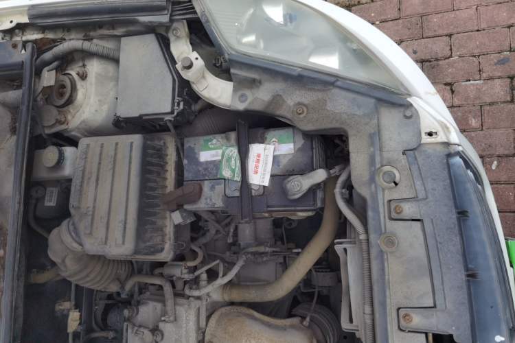 Used Geely Auto SX7 2013 2.0L Manual Elite Edition Engine Bay Left