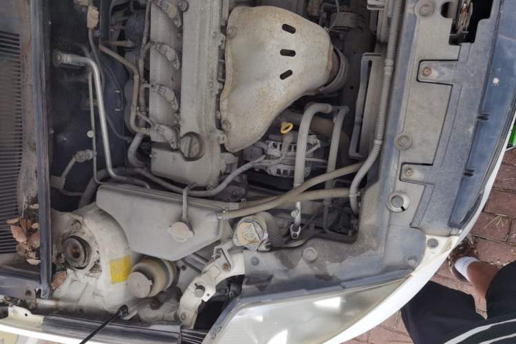 Used Geely Auto SX7 2013 2.0L Manual Elite Edition Engine Bay Right