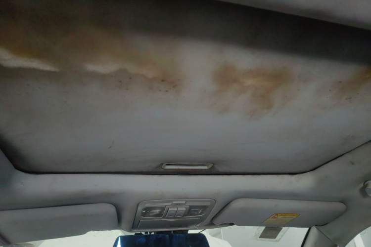 Used Geely Auto SX7 2013 1.8L Manual Luxury Model Headliner