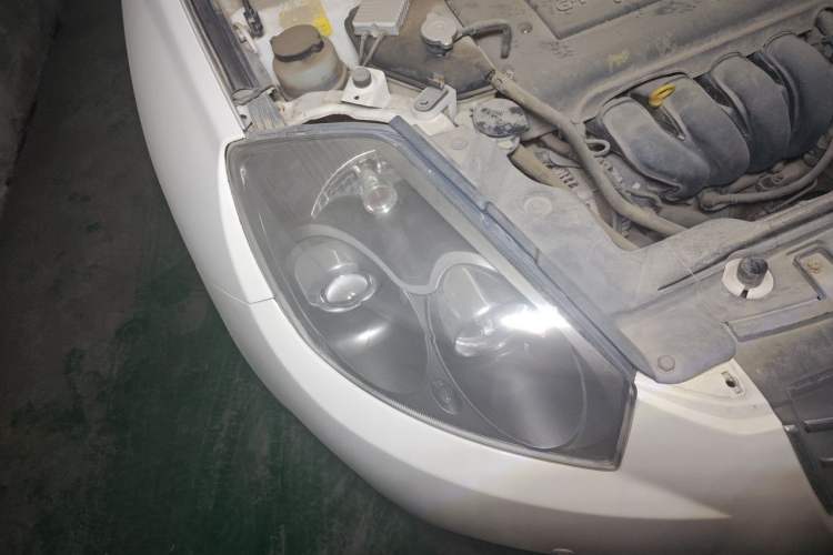 Used Geely Auto SX7 2013 1.8L Manual Luxury Model Right Front Headlight