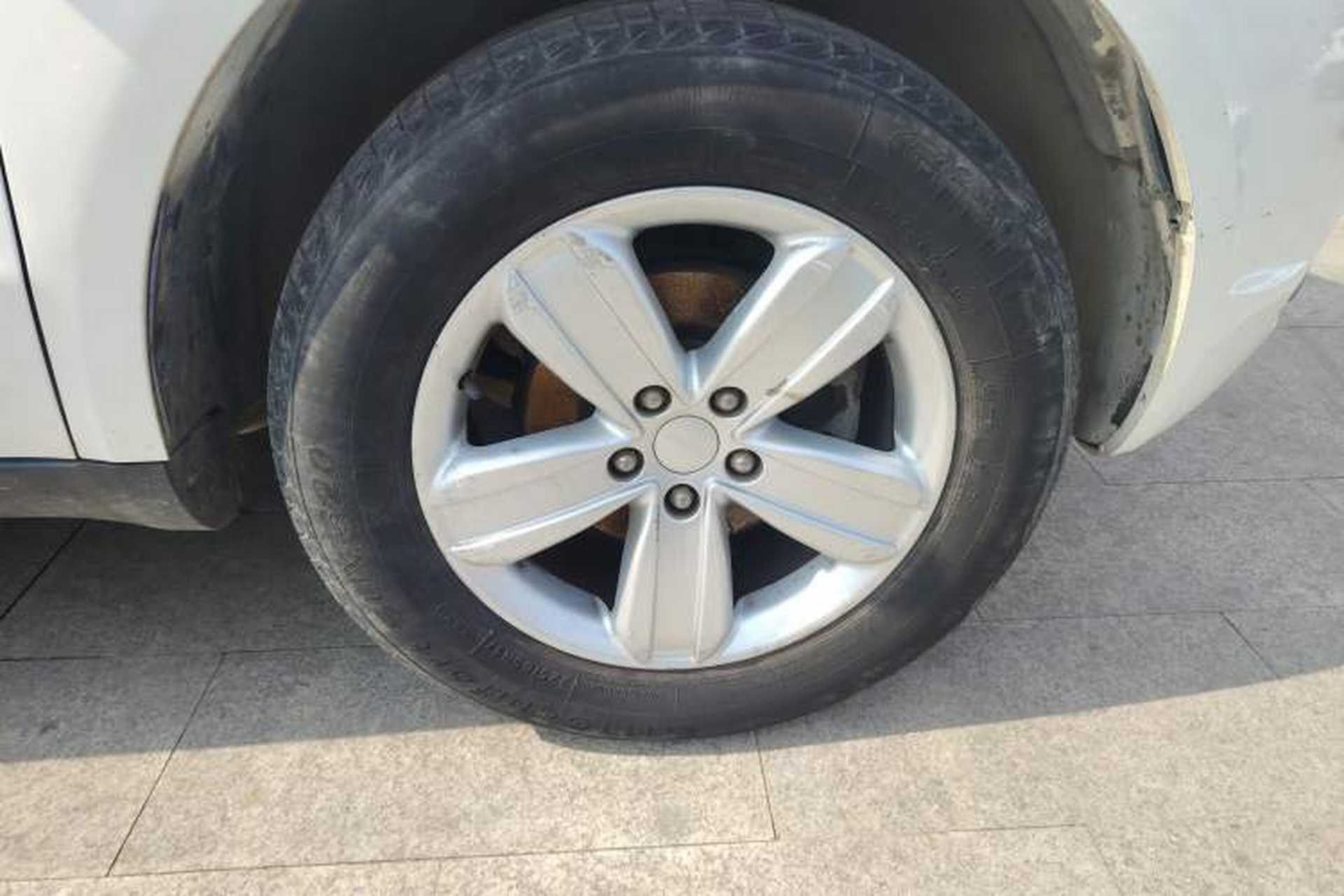 Used Geely Auto SX7 2013 1.8L Manual Luxury Model Right Front Wheel Hub