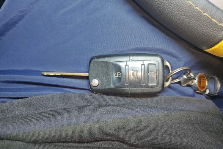 Used Geely Auto SX7 2013 1.8L Manual Luxury Model Vehicle Key