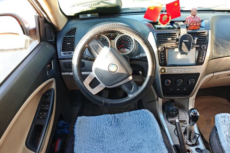 Used Geely Auto SX7 2013 1.8L Manual Entry-Level Model Steering Wheel