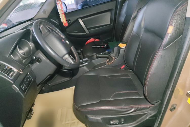 Used Geely Auto SX7 2014 2.0L Automatic Prestige Edition Left Front Seat
