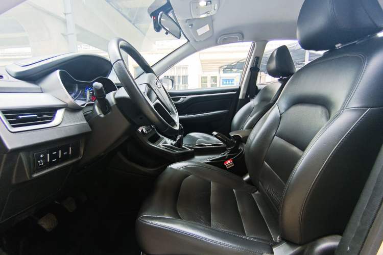 Used Geely Auto Vision 2020 Revised 1.5L Manual Asian Games Edition Interior 5
