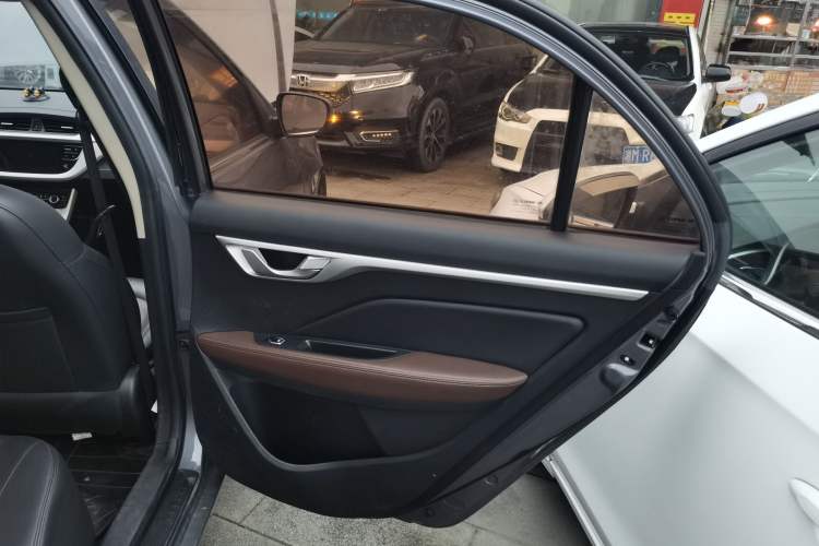 Used Geely Auto Vision 2018 1.5L Automatic Happiness Edition Right Rear Door Interior
