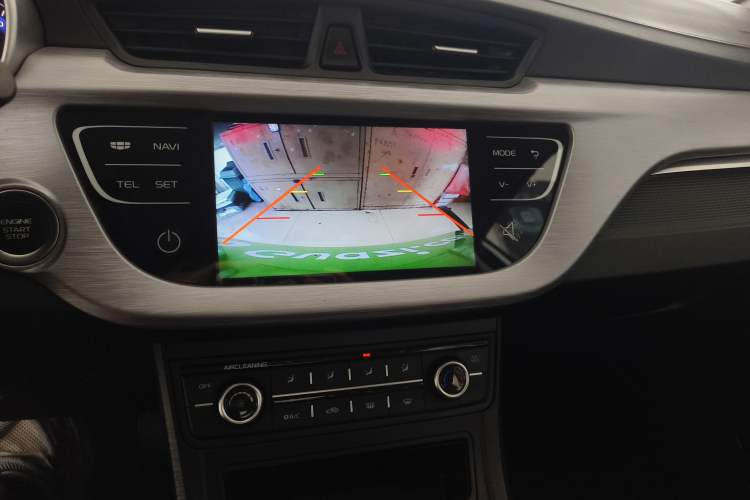 Used Geely Auto Vision 2020 Revised Version 1.5L CVT Asian Games Edition Audio And AC Panel