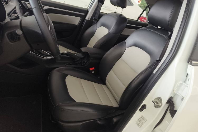 Used Geely Auto Vision 2020 Revised Version 1.5L CVT Asian Games Edition Left Front Seat
