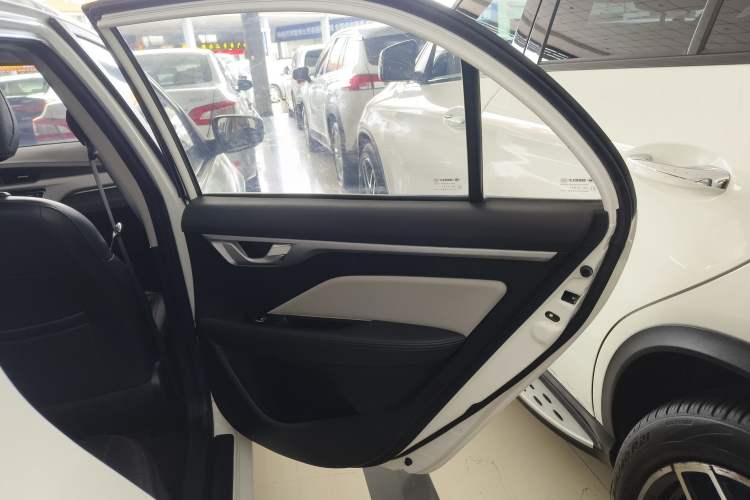 Used Geely Auto Vision 2020 Revised Version 1.5L CVT Asian Games Edition Right Rear Door Interior
