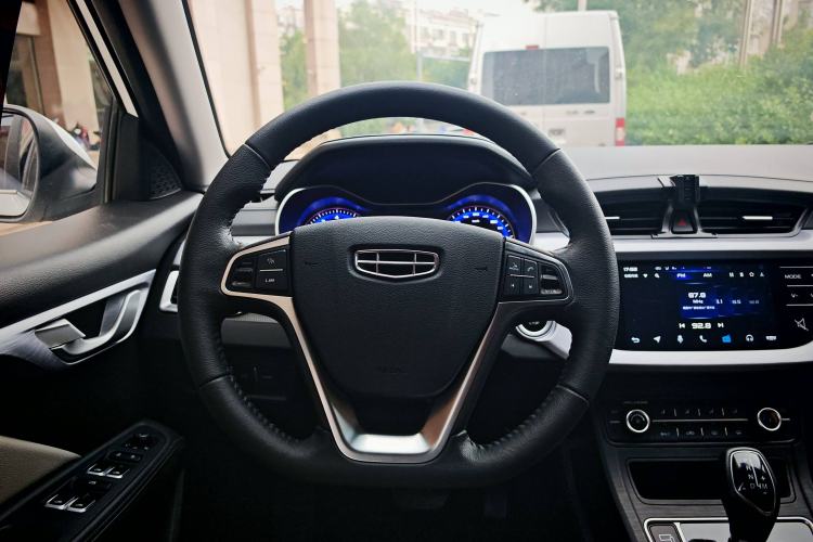 Used Geely Auto Vision 2020 Revised Version 1.5L CVT Asian Games Edition Steering Wheel