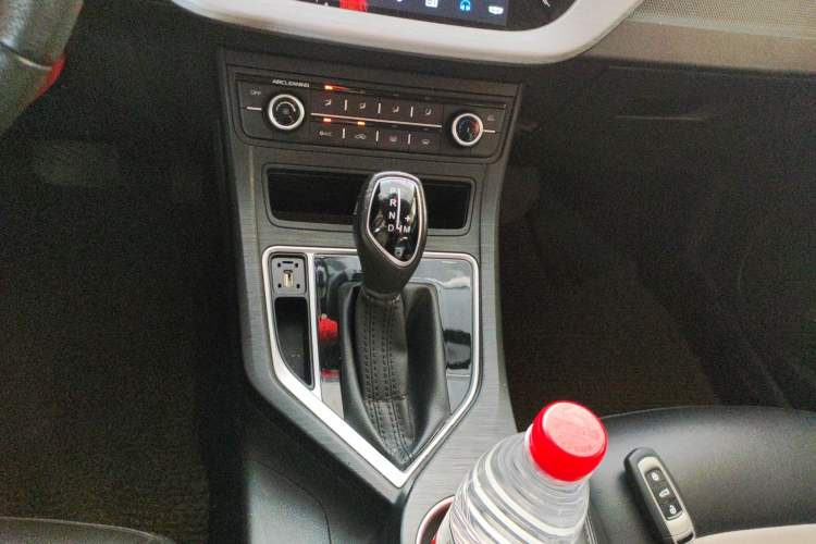 Used Geely Auto Vision 2020 1.5L CVT Asian Games Edition Gear Lever