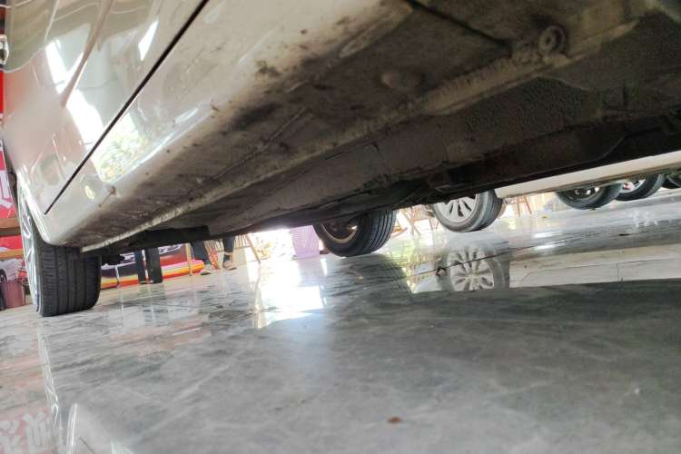 Used Geely Auto Vision 2020 1.5L CVT Asian Games Edition Right Side Sill