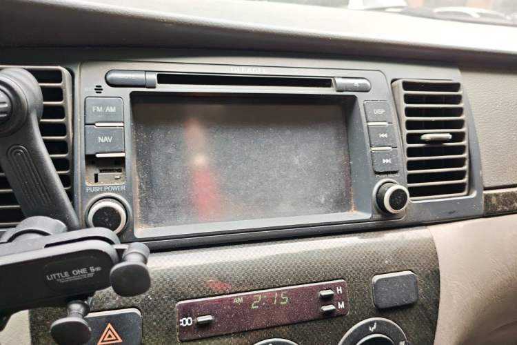 Used Geely Auto Vision 2009 1.5L Platinum Edition Audio And AC Panel
