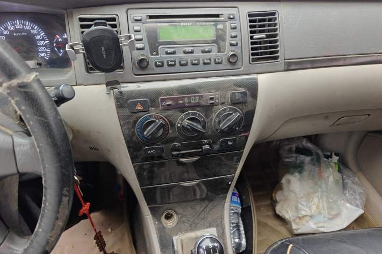 Used Geely Auto Vision 2009 1.5L Platinum Edition Audio And AC Panel