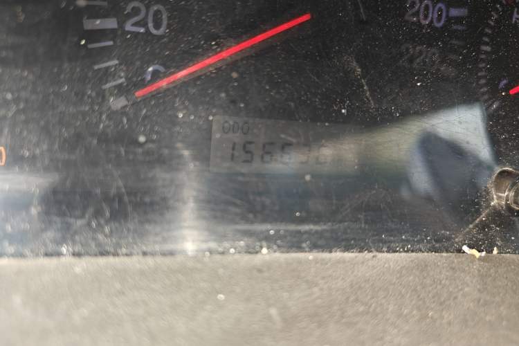 Used Geely Auto Vision 2010 1.5L Platinum Edition Odometer Close Up