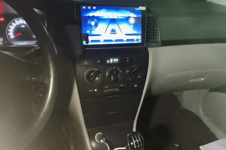Used Geely Auto Vision 2011 1.5L Standard Edition Audio And AC Panel