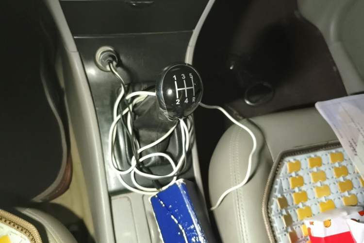 Used Geely Auto Vision 2011 1.5L Standard Edition Gear Lever