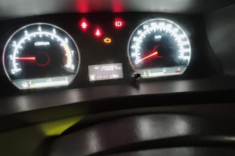 Used Geely Auto Vision 2011 1.5L Standard Edition Odometer Close Up